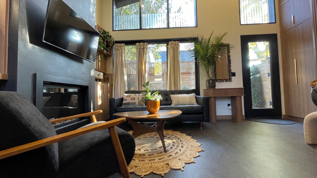 Photo of Livingroom in Parkdale