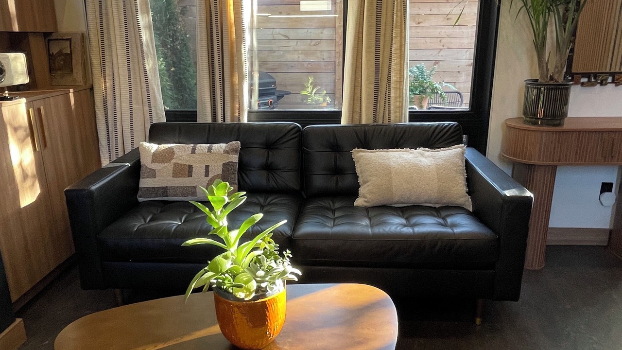 Photo of Livingroom in Parkdale