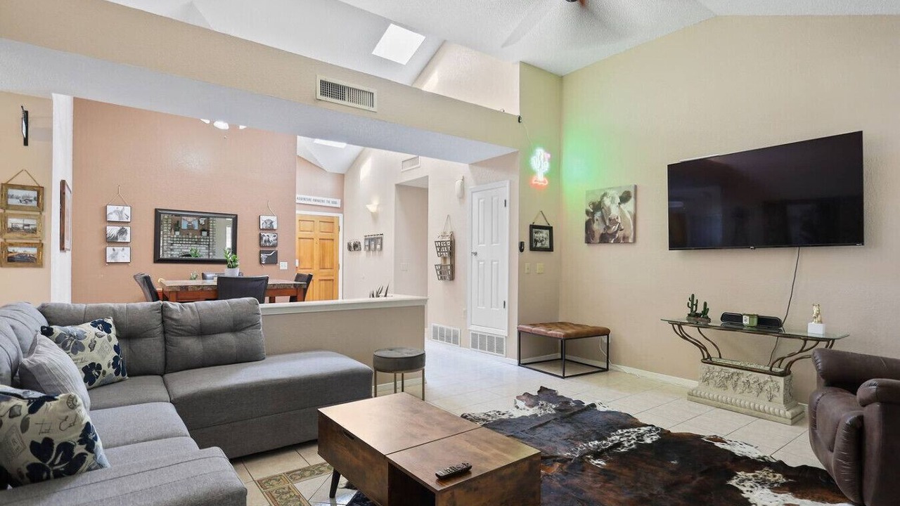Photo of Livingroom in El Paso