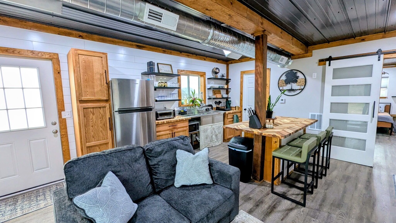 Photo of Livingroom in Jackson County