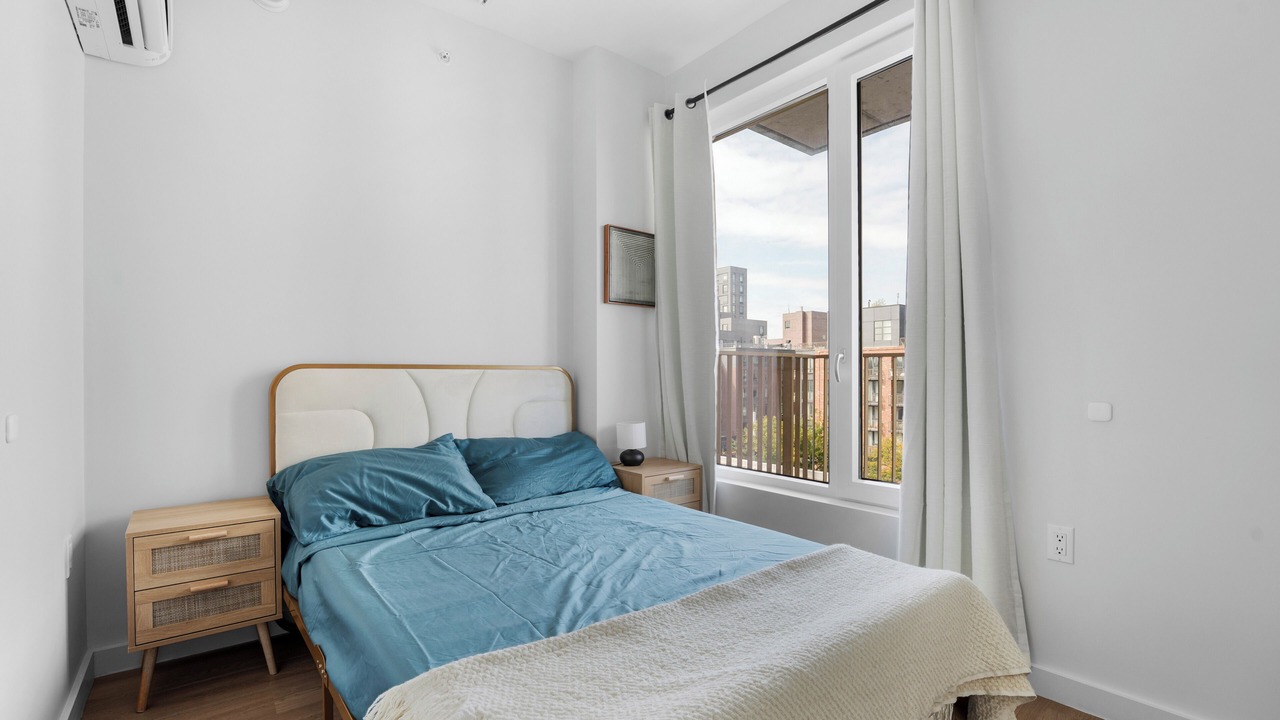 Photo of Bedroom in Greenpoint