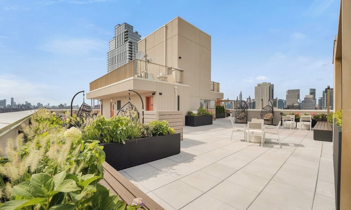 Photo of Outdoor in Greenpoint
