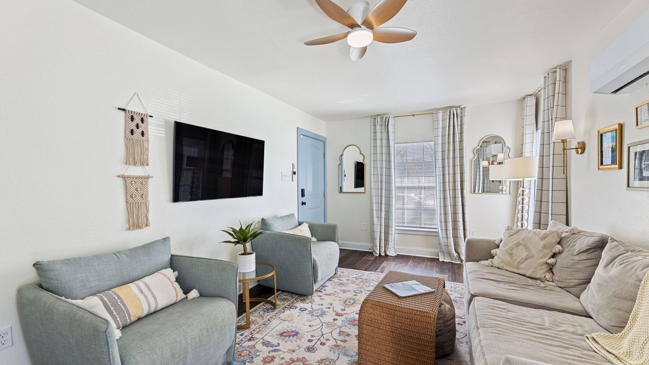 Photo of Livingroom in Kessler
