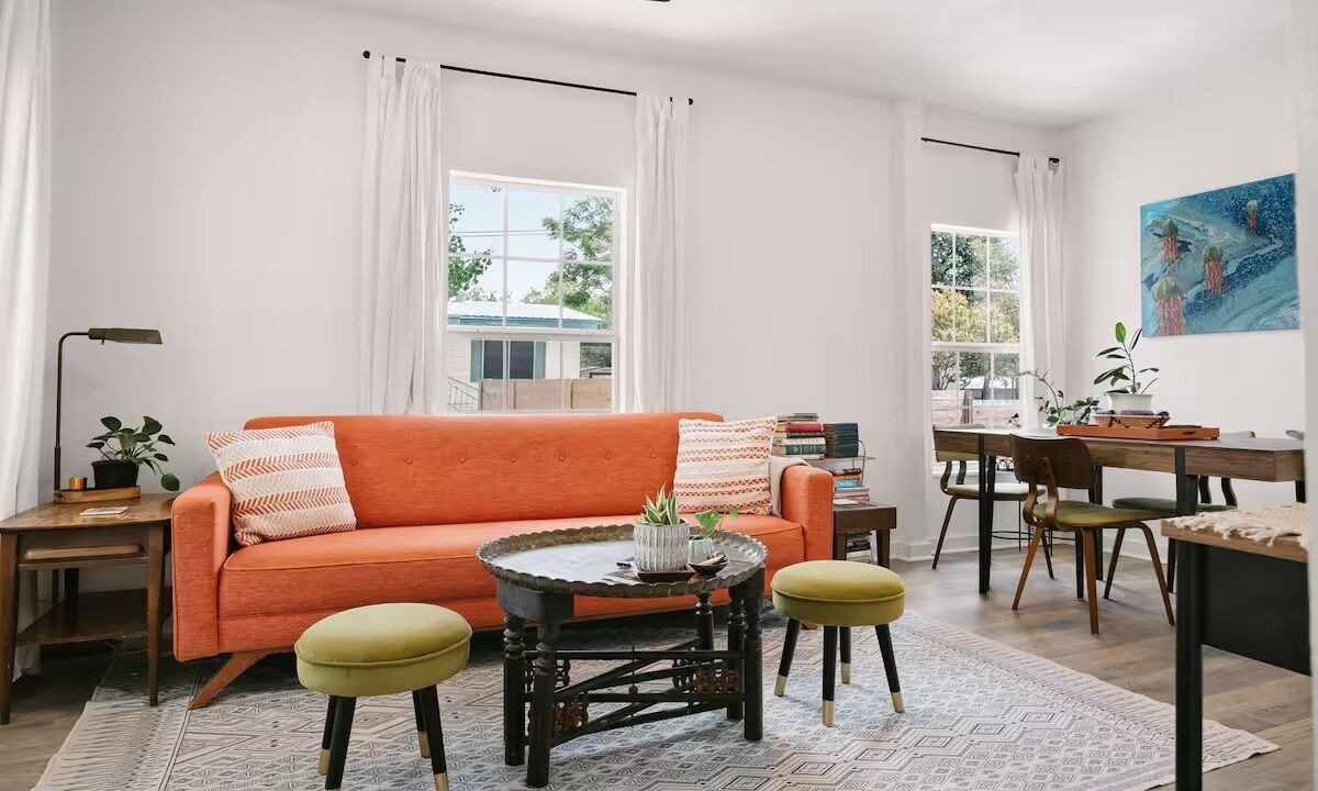 Photo of Livingroom in Blackshear-Prospect Hill