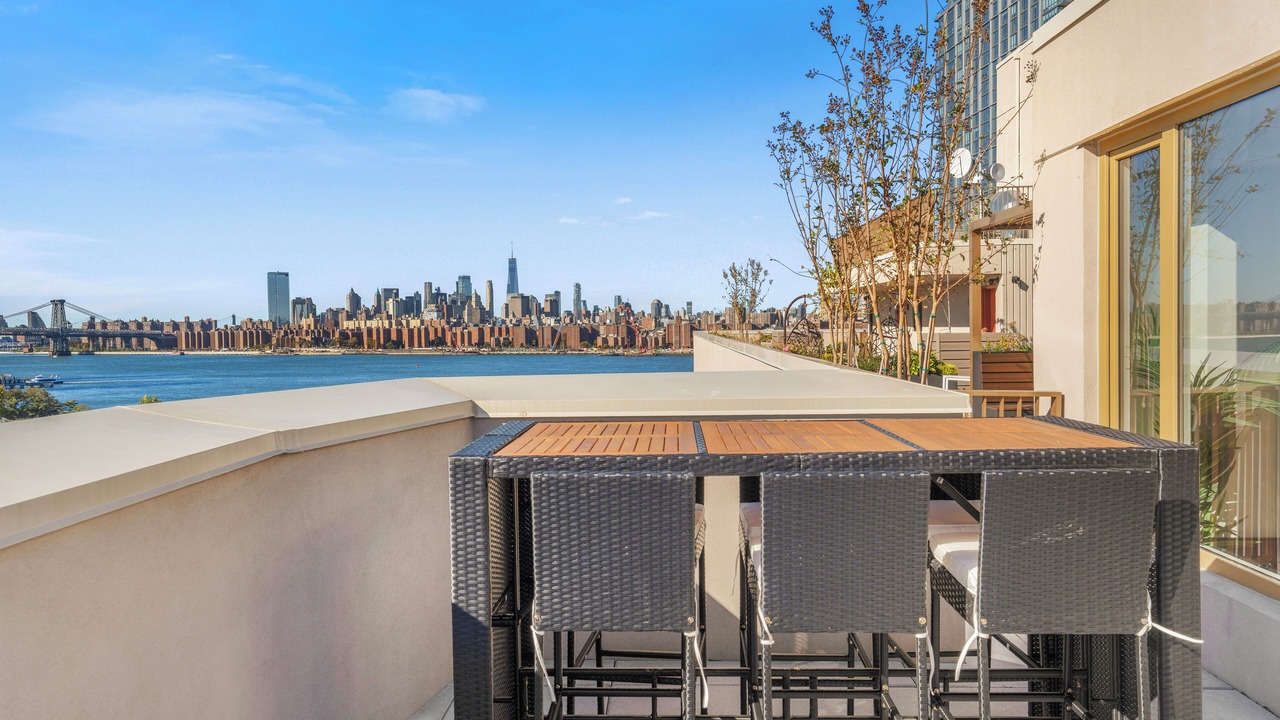 Photo of Outdoor in Greenpoint