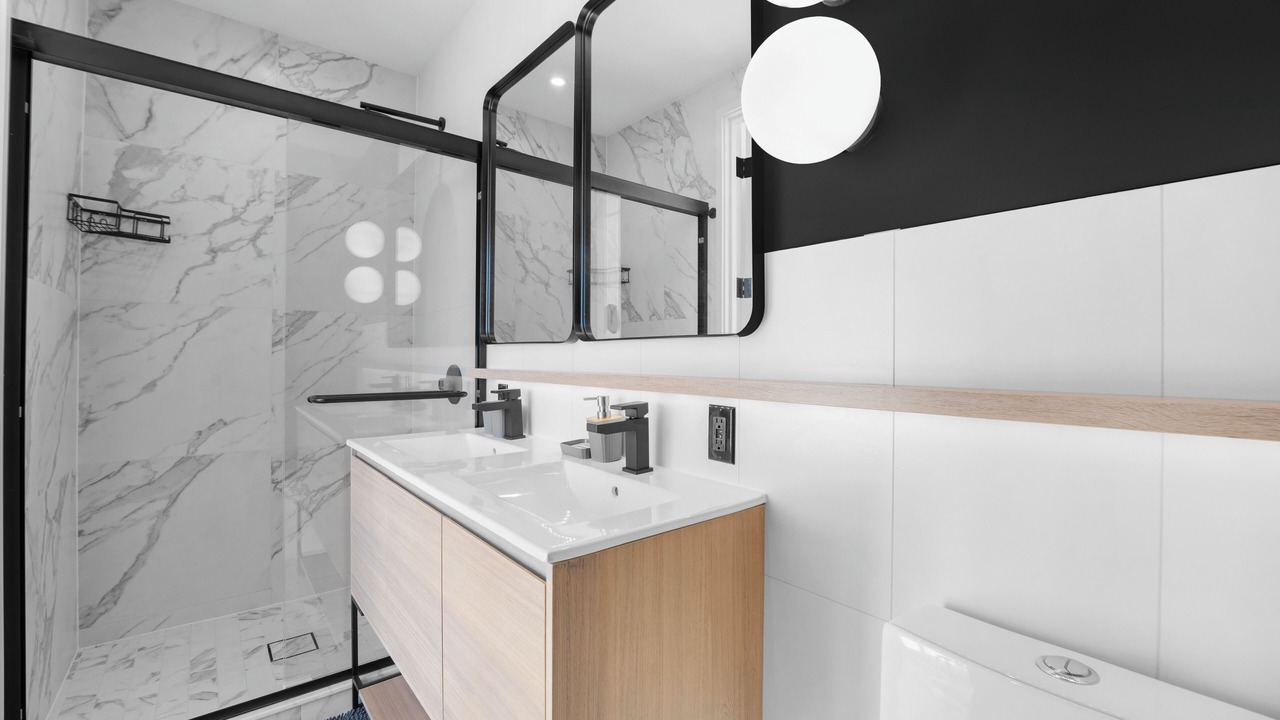 Photo of Bathroom in Greenpoint