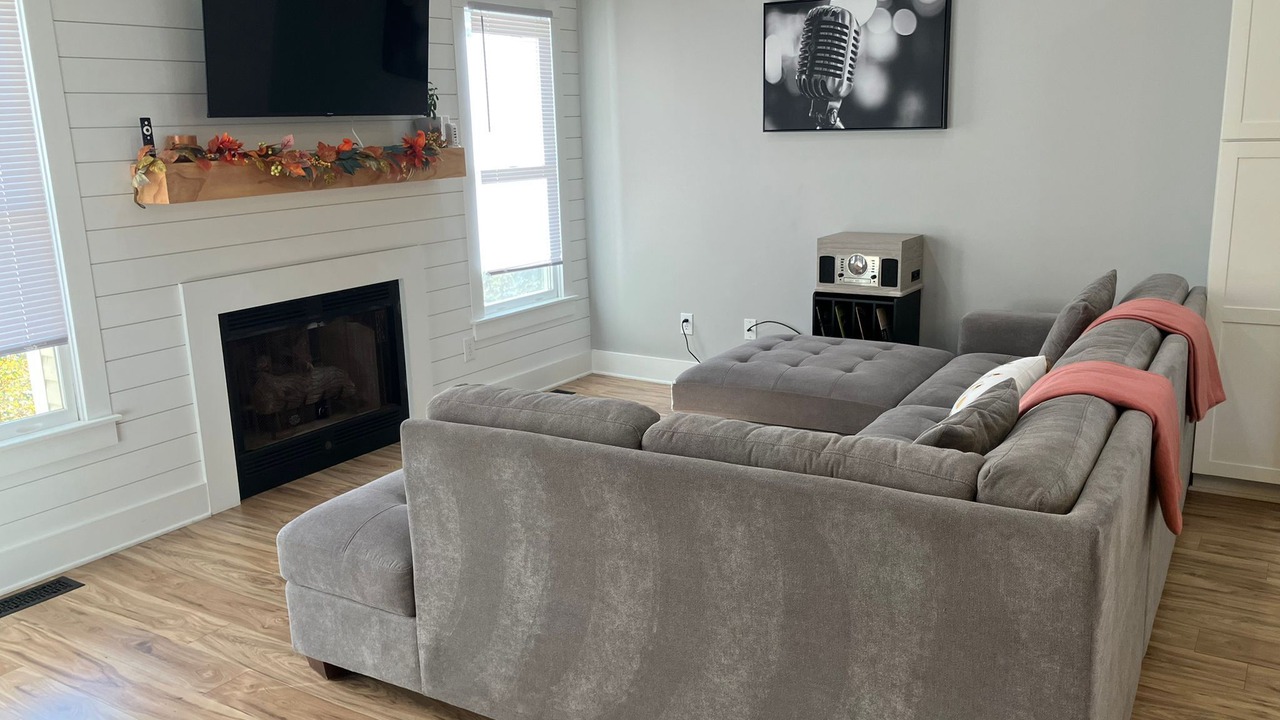 Photo of Livingroom in Angier