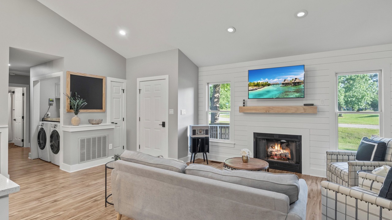 Photo of Livingroom in Angier
