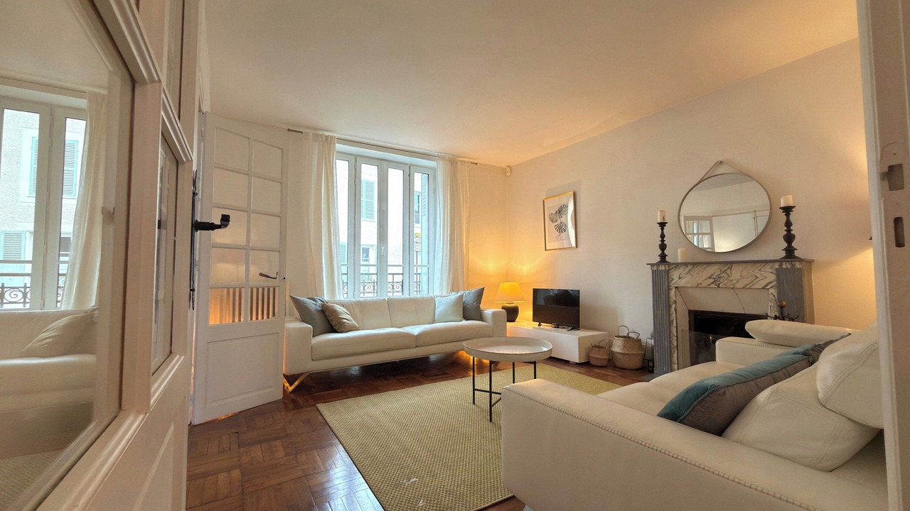 Photo of Livingroom in Ury