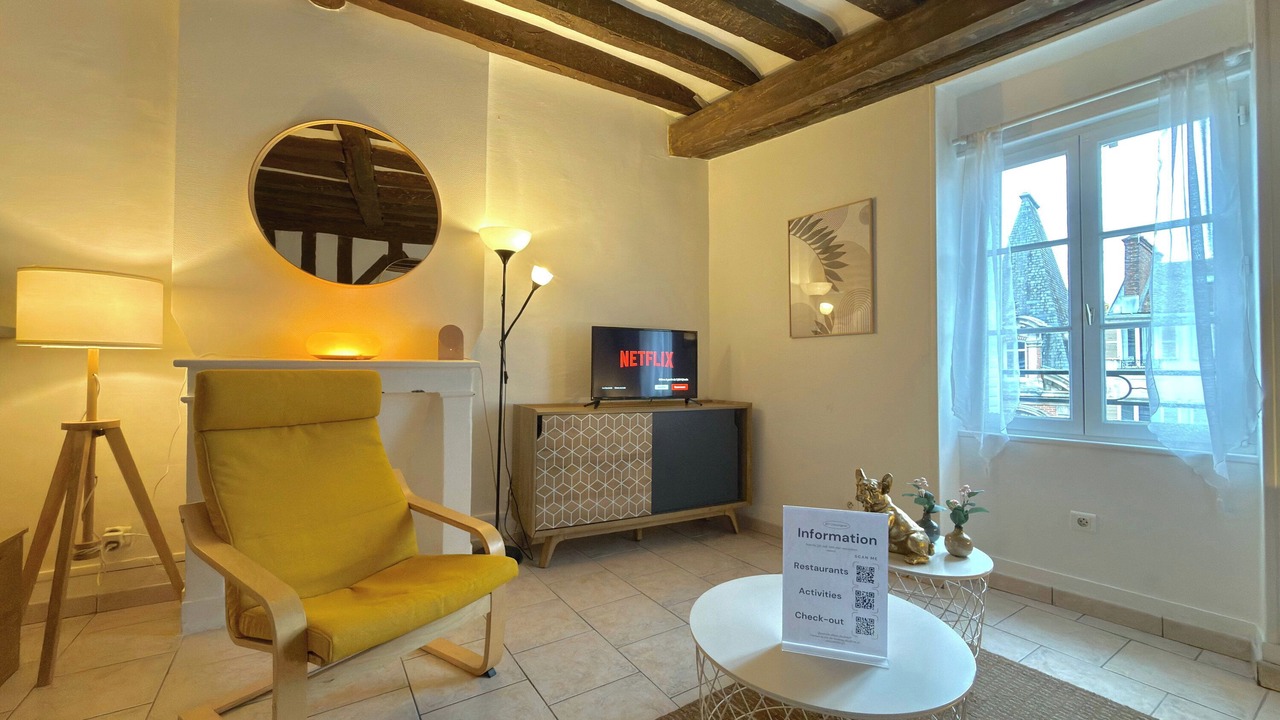 Photo of Livingroom in Fontainebleau