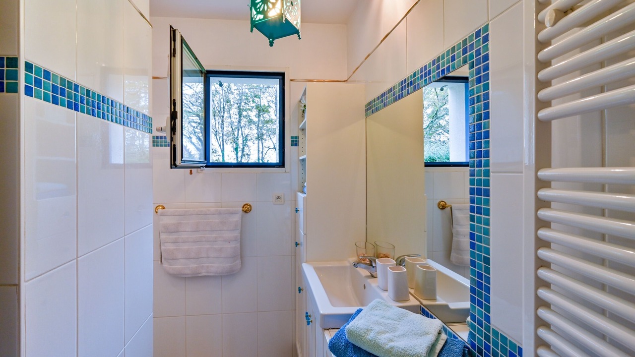 Photo of Bathroom in Saint-Lyphard