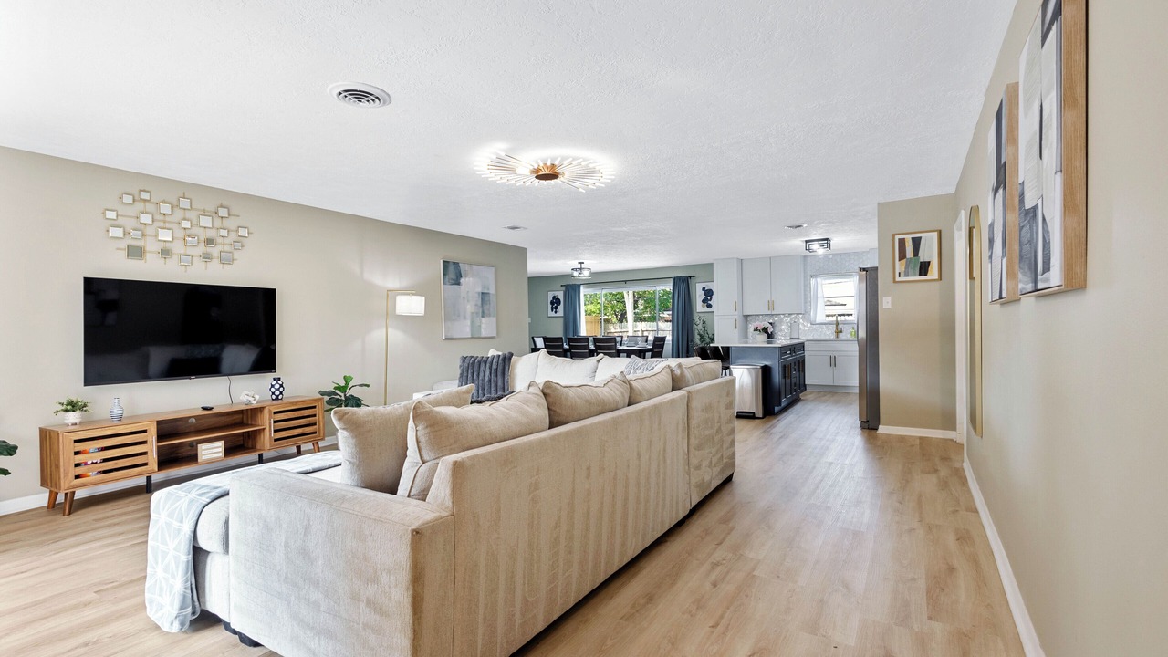 Photo of Livingroom in Southeast Houston
