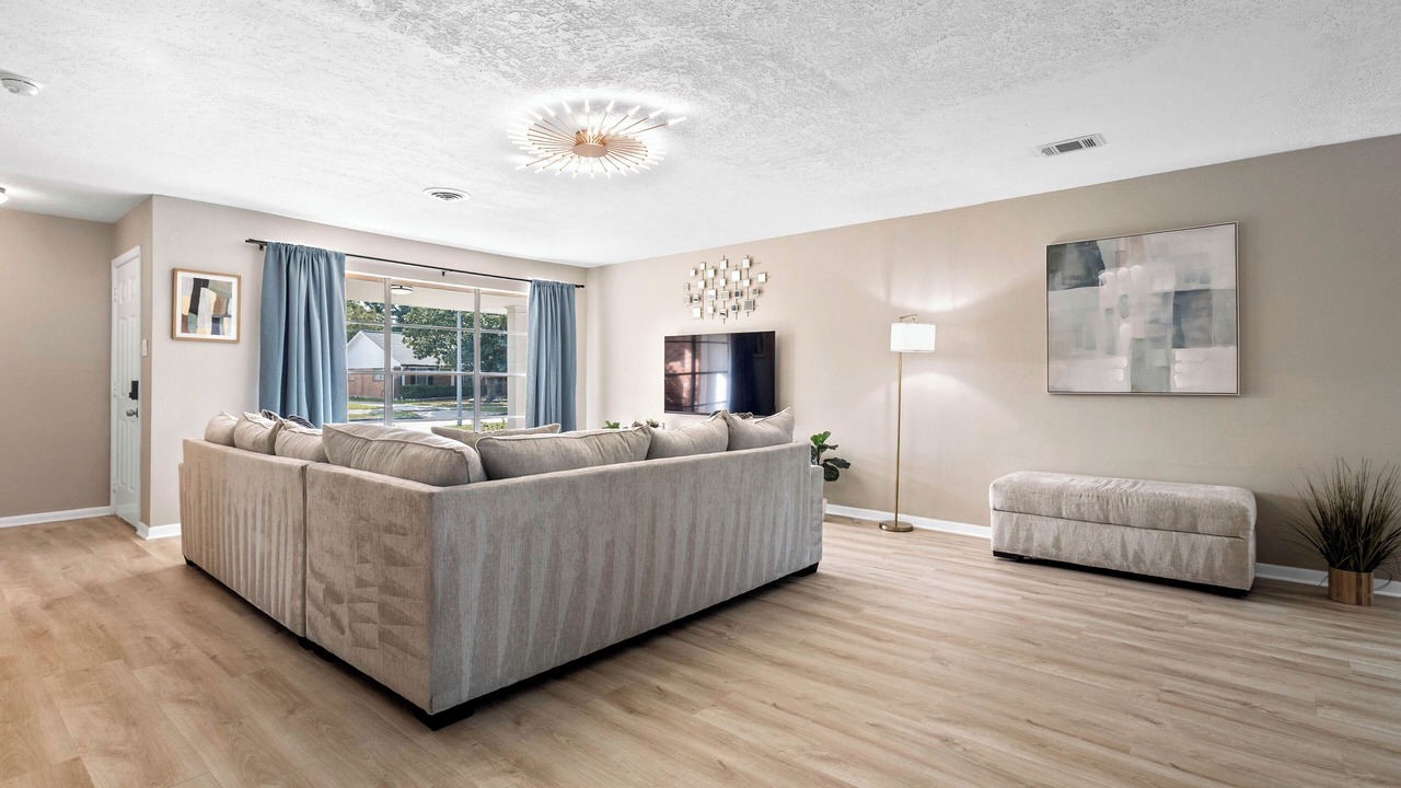 Photo of Livingroom in Southeast Houston