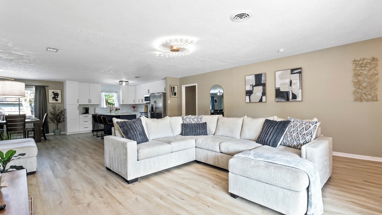 Photo of Livingroom in Southeast Houston