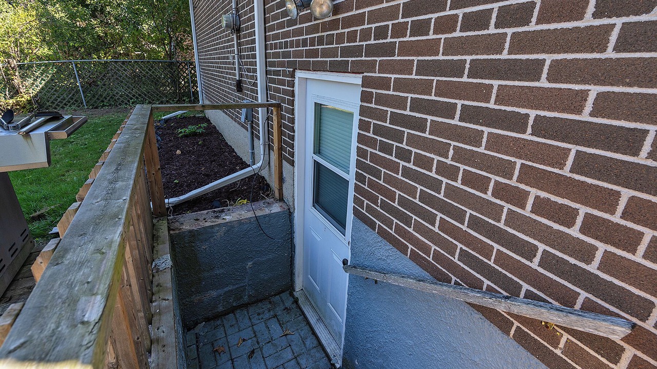 Photo of Outdoor in Kingston