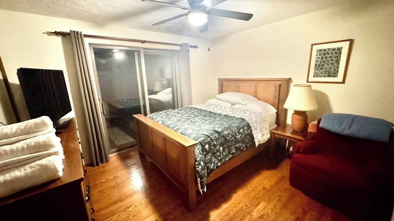 Photo of Bedroom in Berkeley Springs