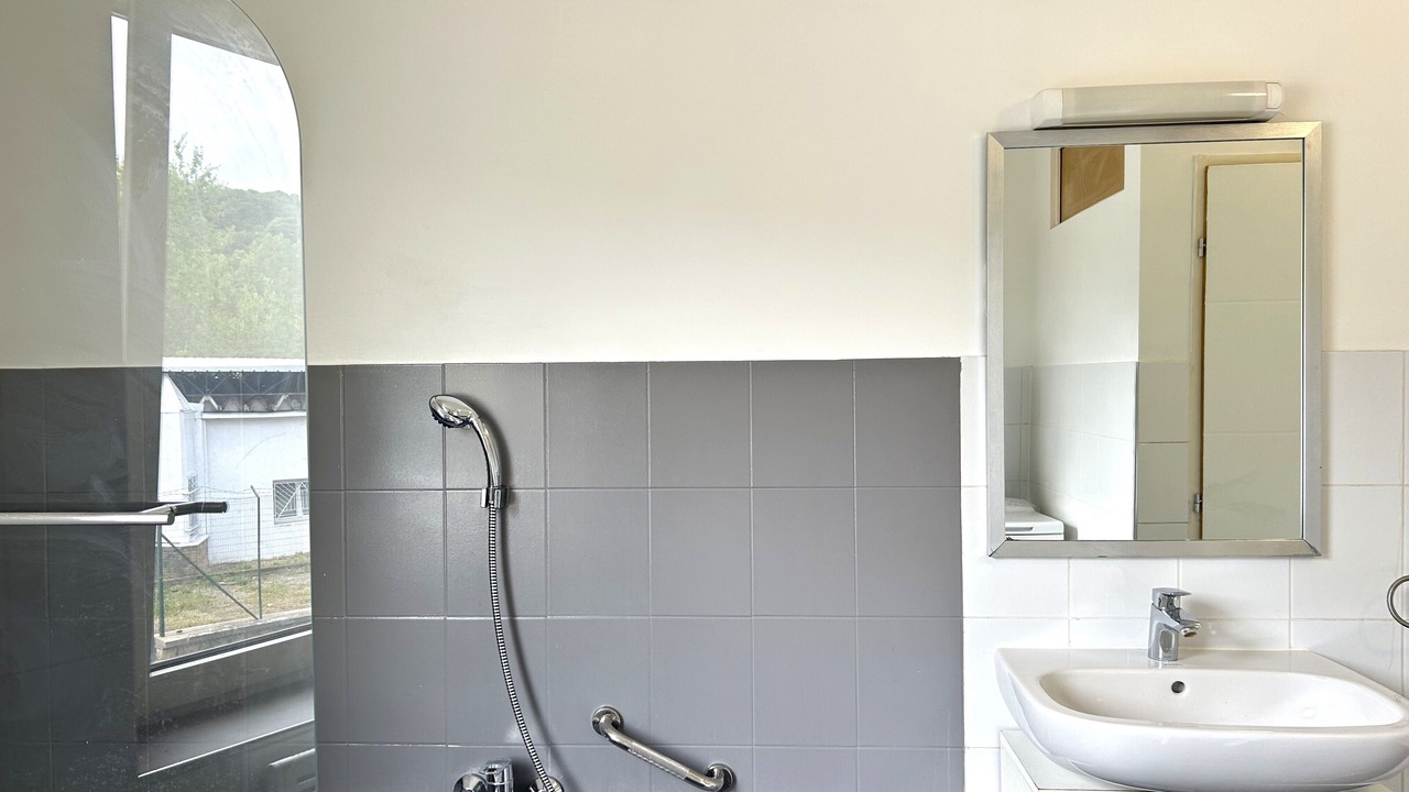 Photo of Bathroom in Longwy