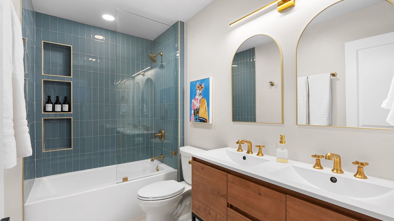 Photo of Bathroom in West Oak Hill