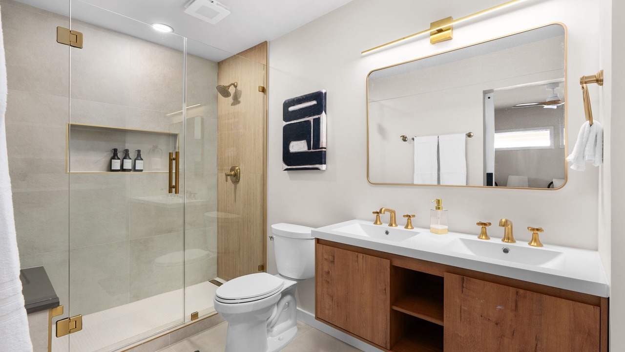 Photo of Bathroom in West Oak Hill
