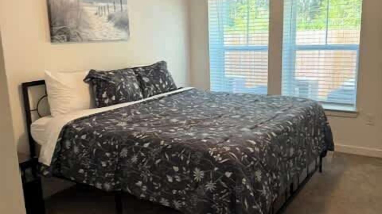 Photo of Bedroom in Golden Glades - The Woods