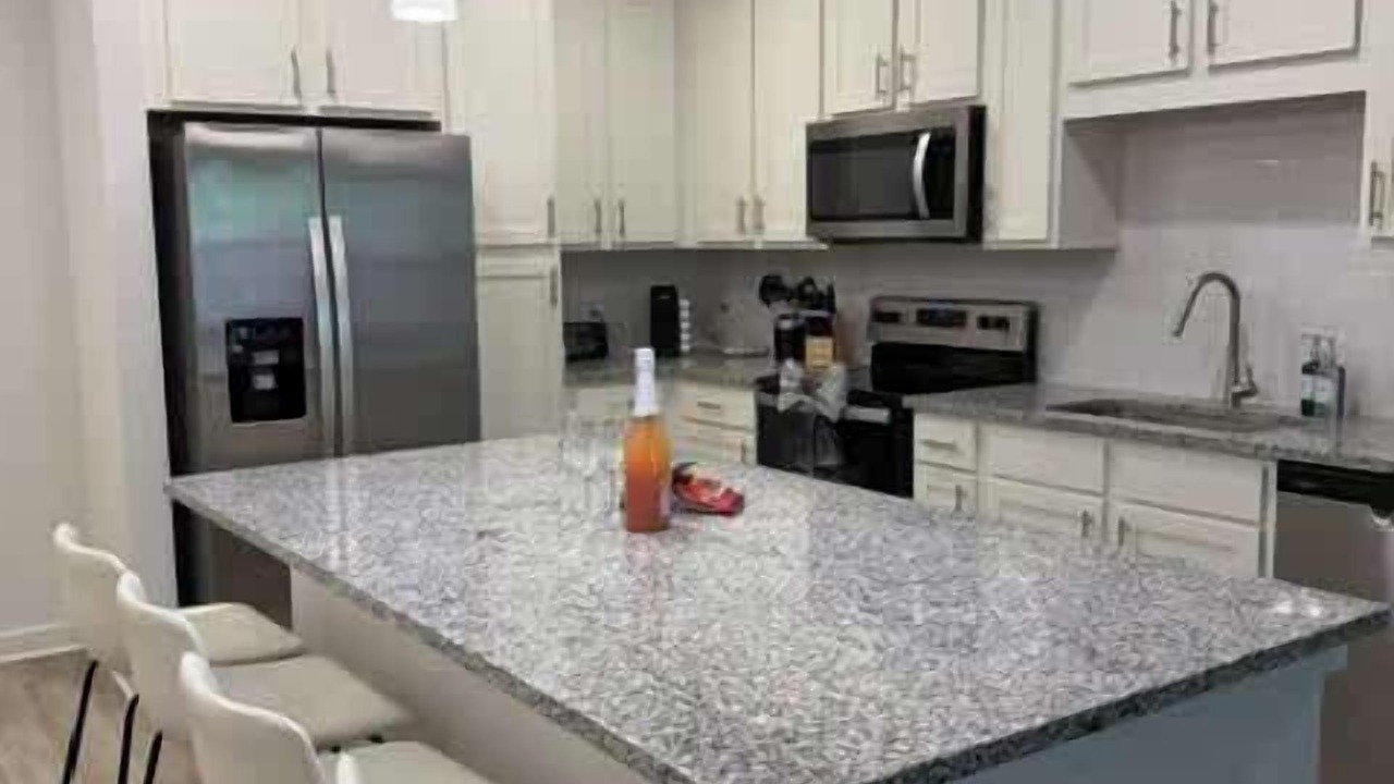 Photo of Kitchen in Golden Glades - The Woods