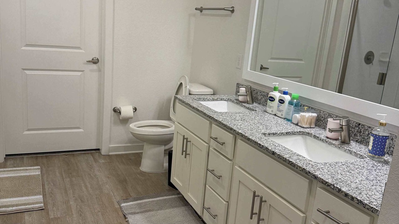 Photo of Bathroom in Golden Glades - The Woods