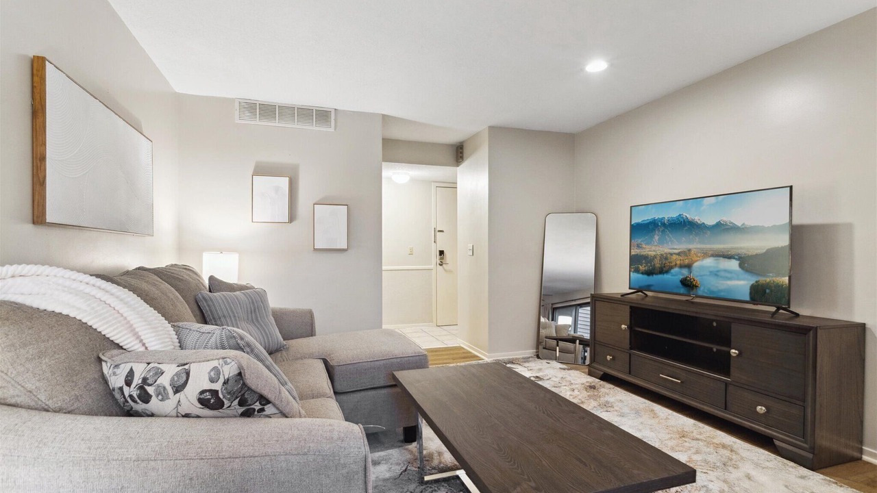 Photo of Livingroom in Eden Prairie