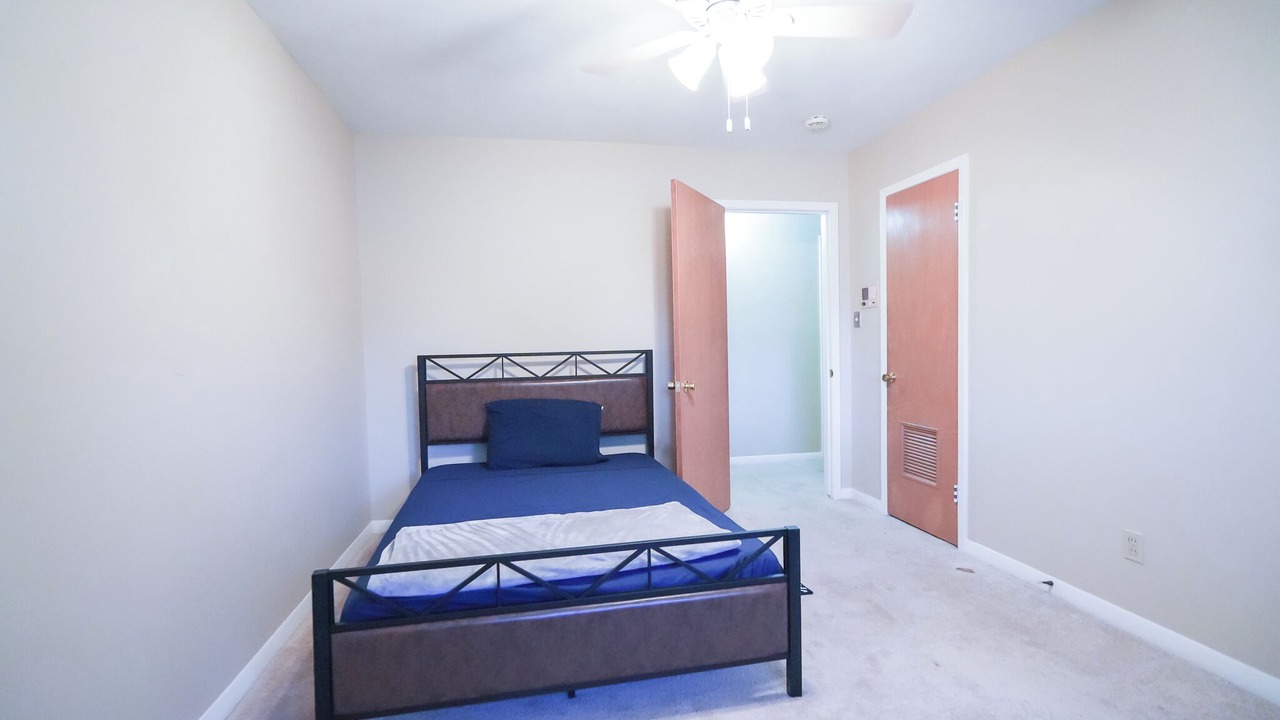 Photo of Bedroom in Baytown