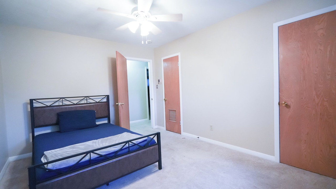 Photo of Bedroom in Baytown