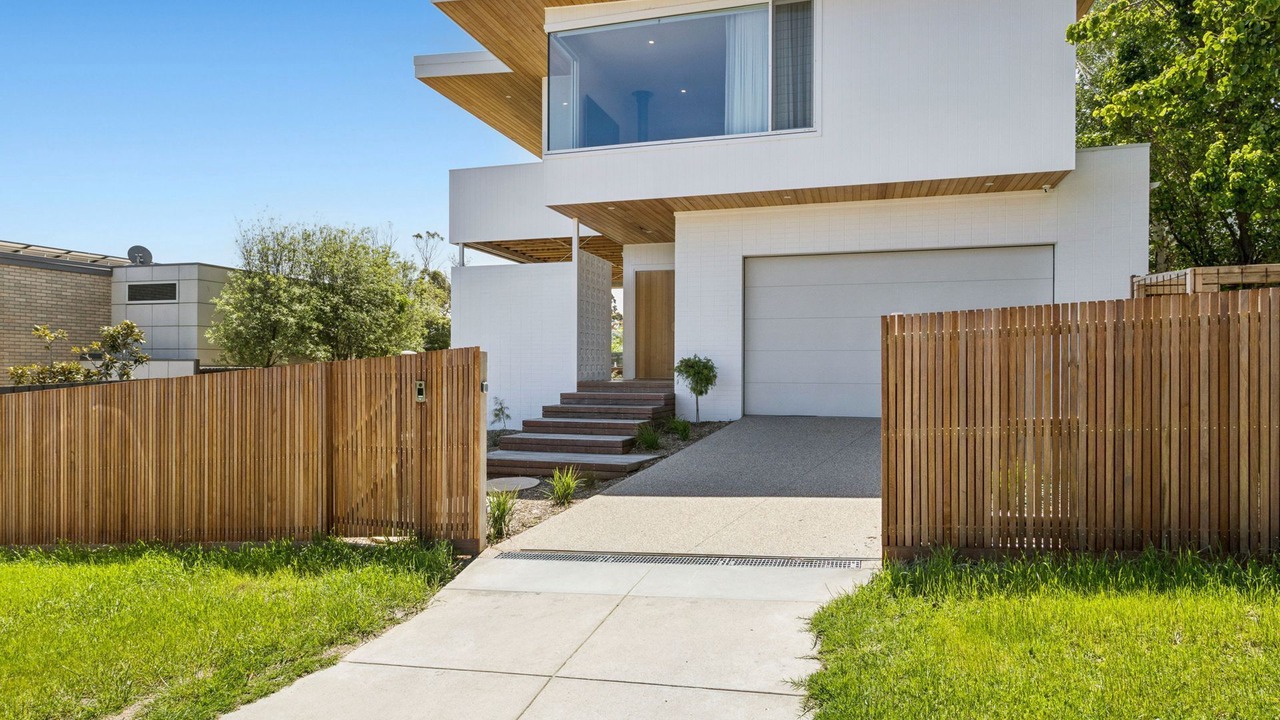 Photo of Outdoor in McCrae