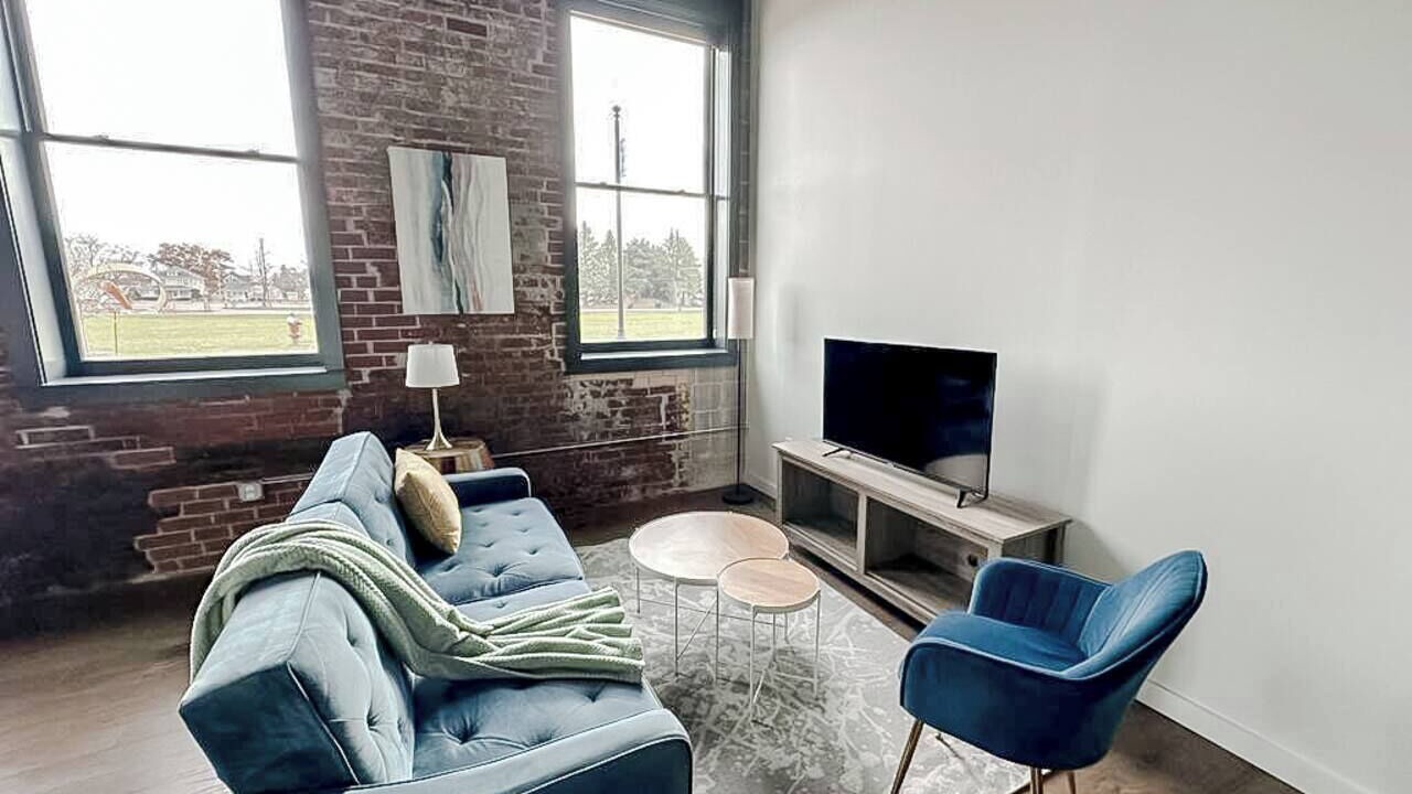 Photo of Livingroom in Newton