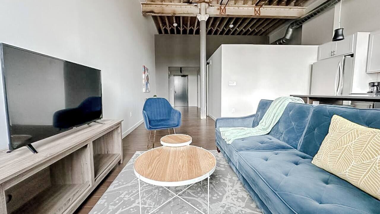 Photo of Livingroom in Newton