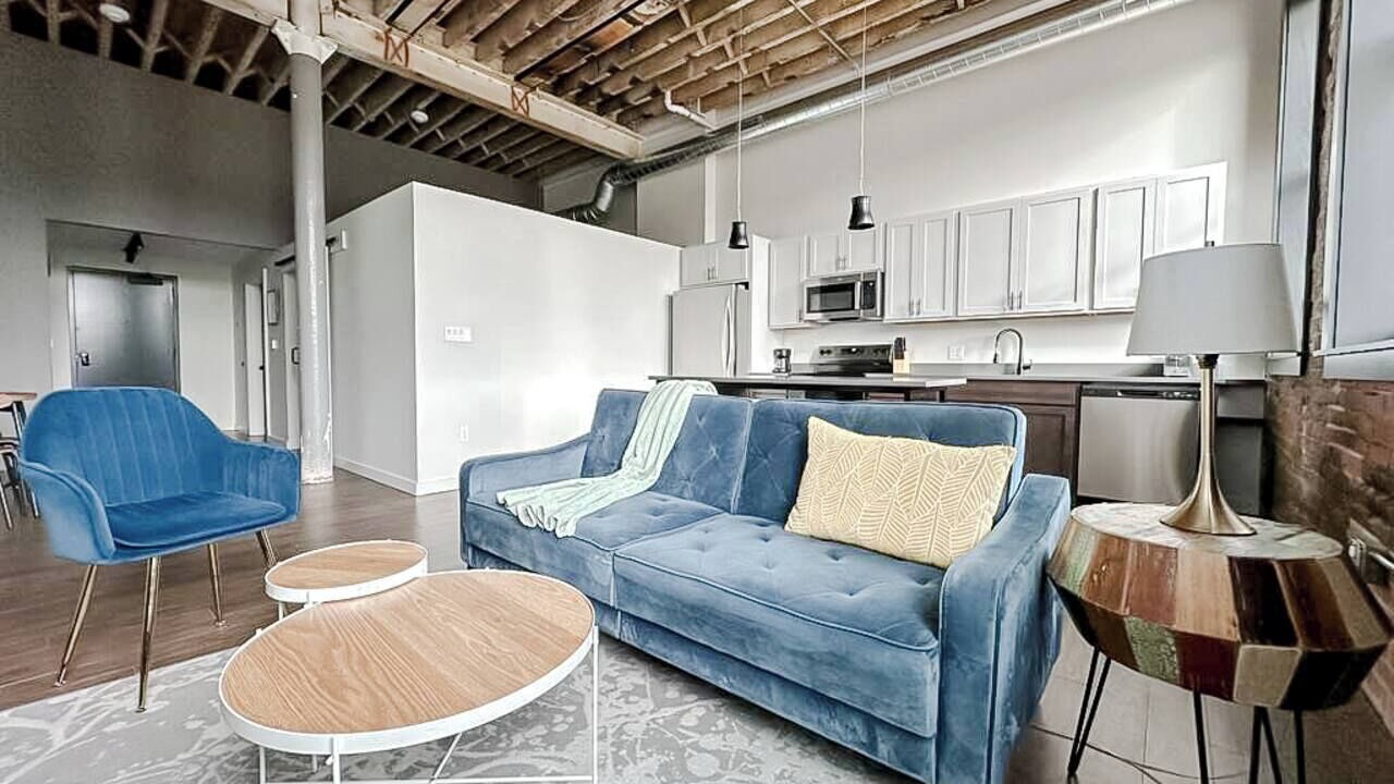 Photo of Livingroom in Newton