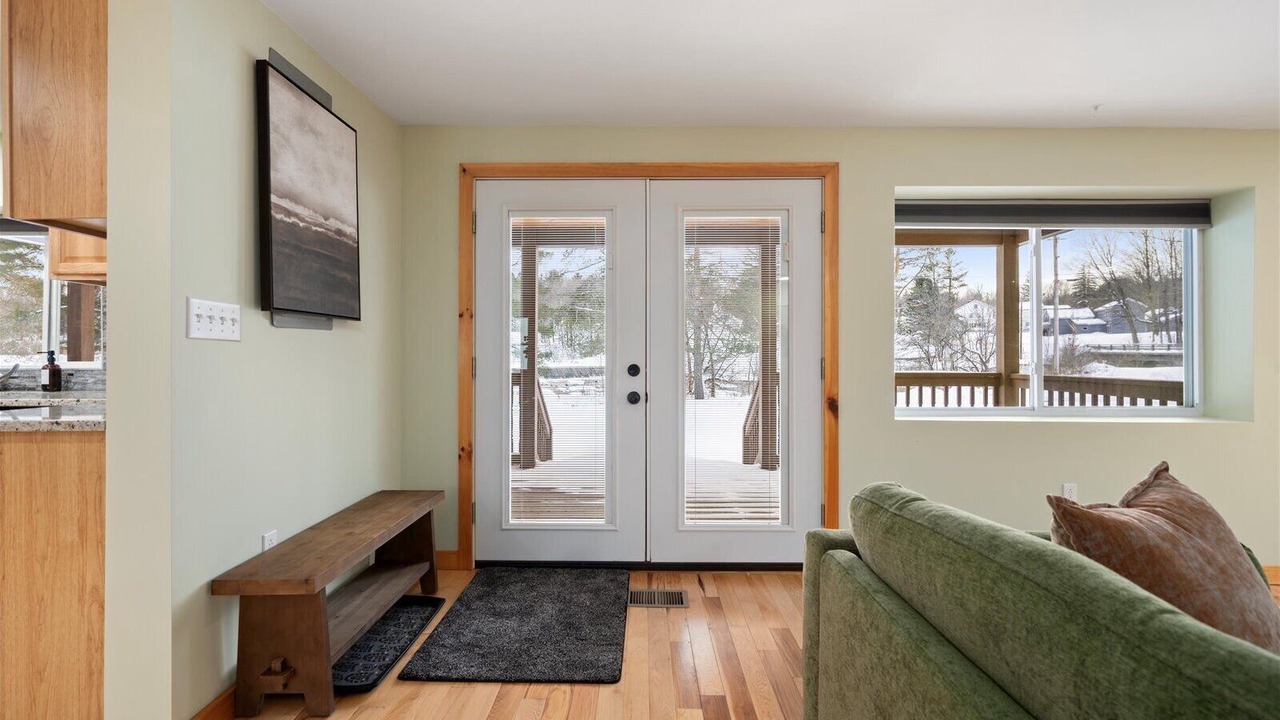 Photo of Livingroom in Boonville