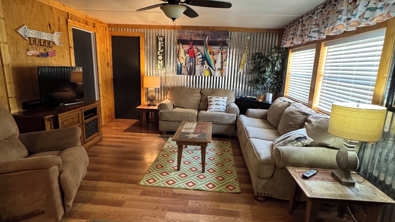 Photo of Livingroom in Gordon