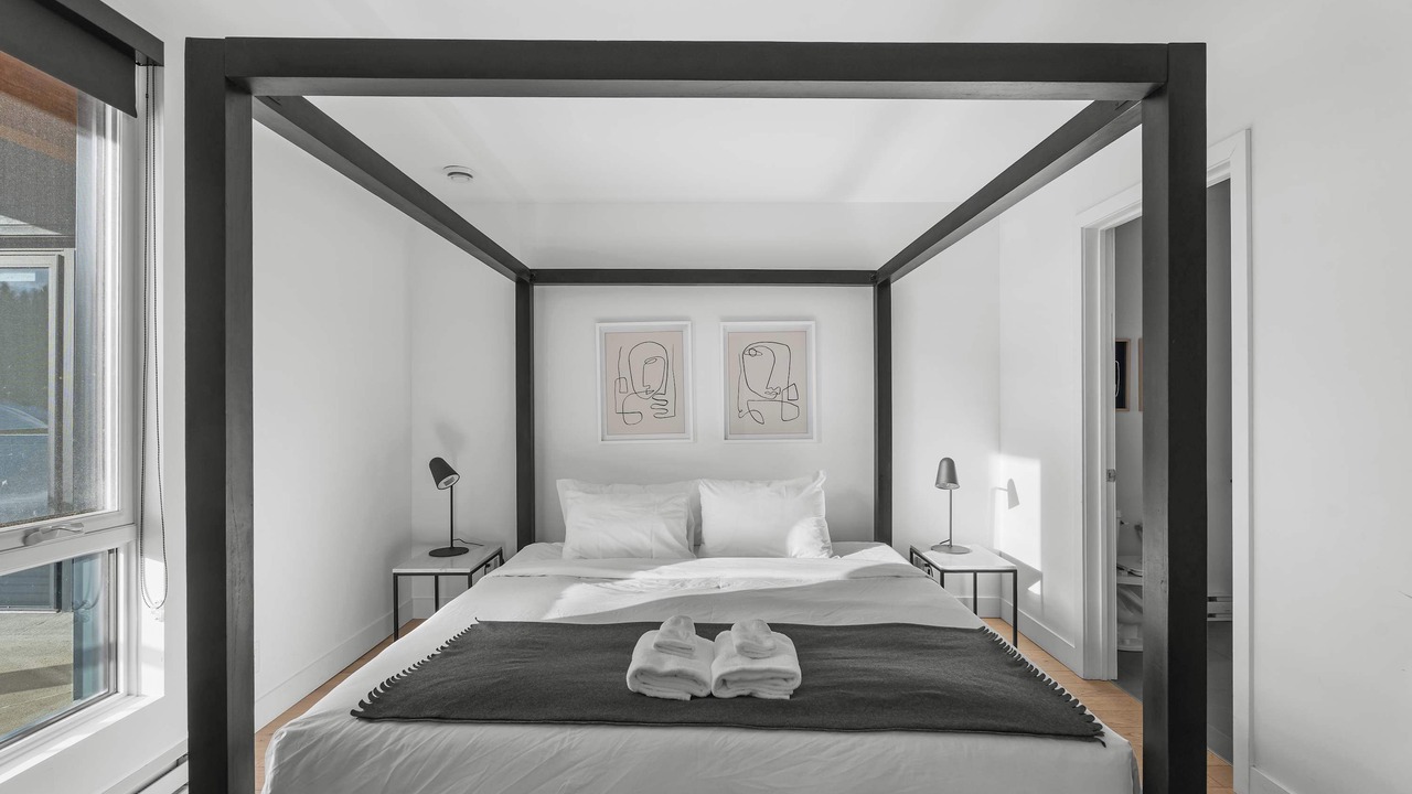 Photo of Bedroom in Baie-St-Paul