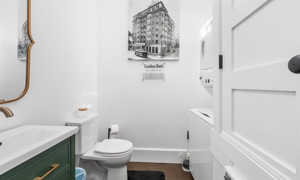 Photo of Bathroom in Central Business District