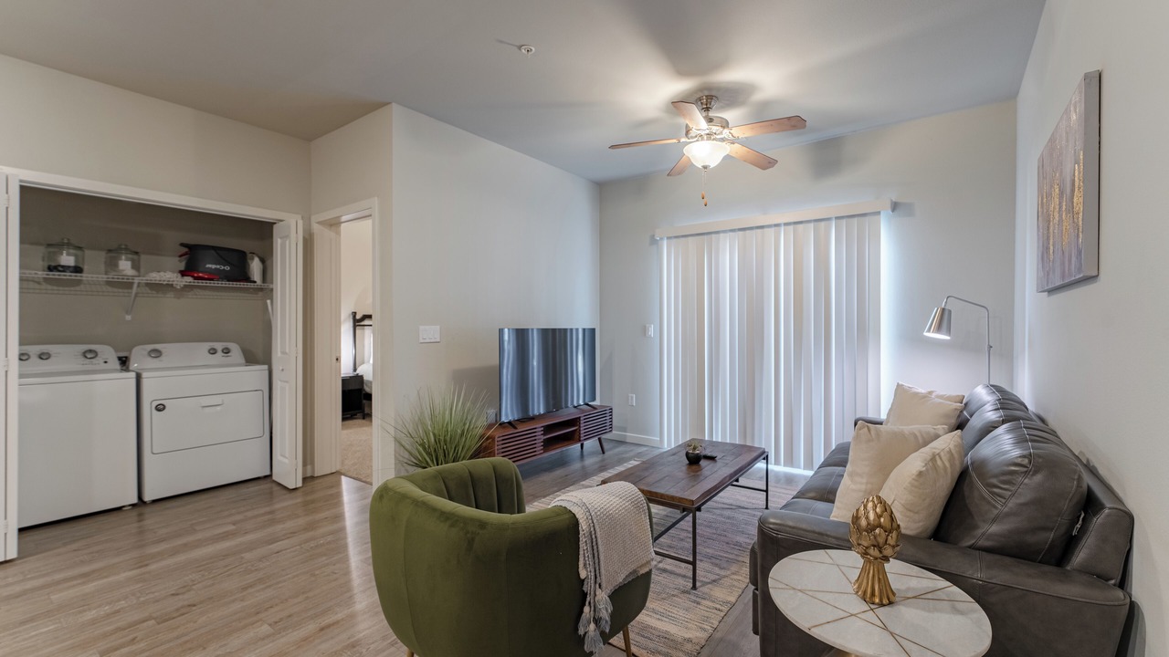 Photo of Livingroom in Springfield