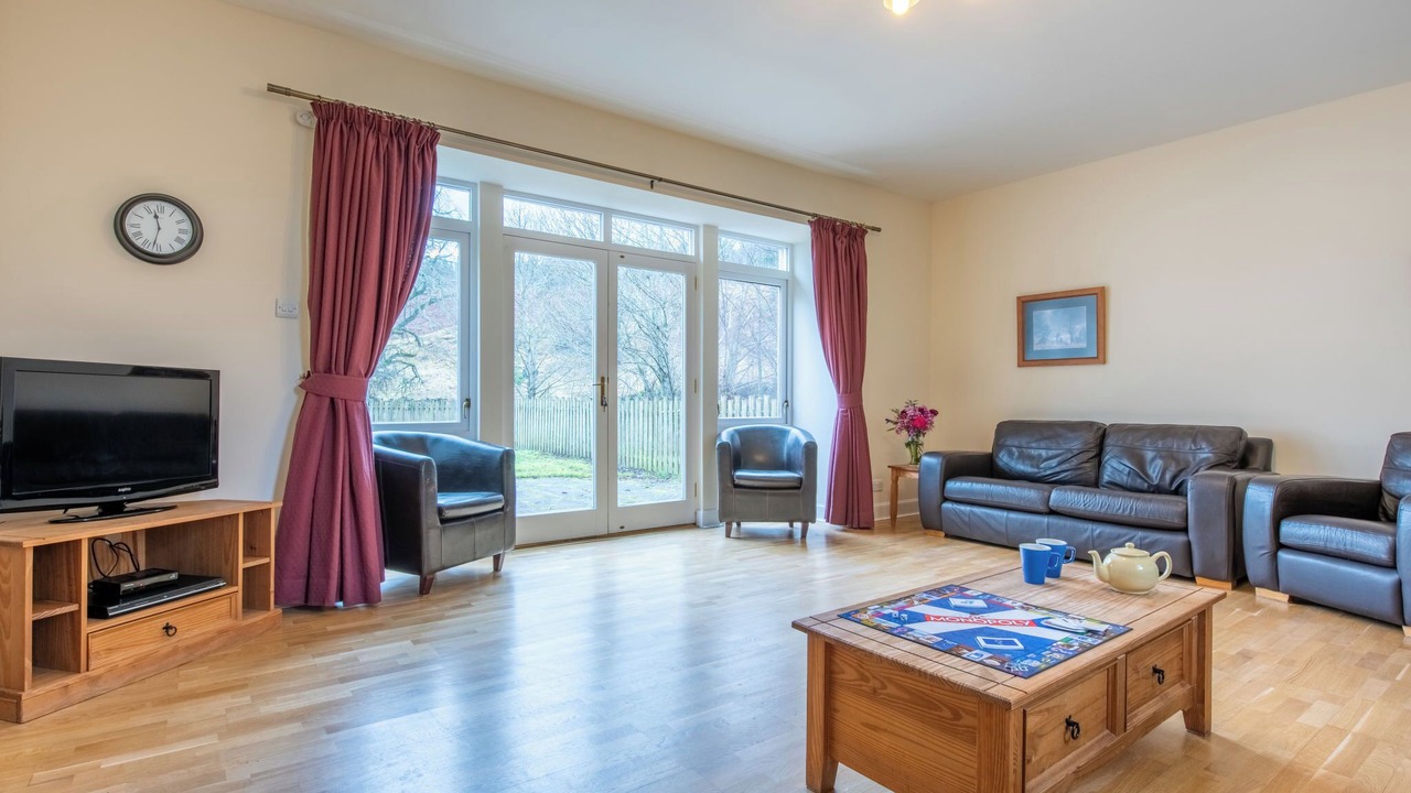 Photo of Livingroom in Glen Urquhart