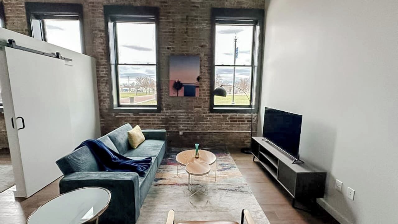Photo of Livingroom in Newton