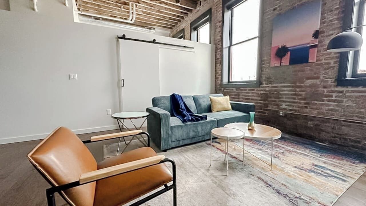 Photo of Livingroom in Newton