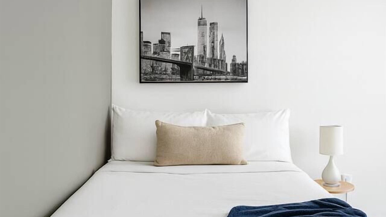 Photo of Bedroom in Newton