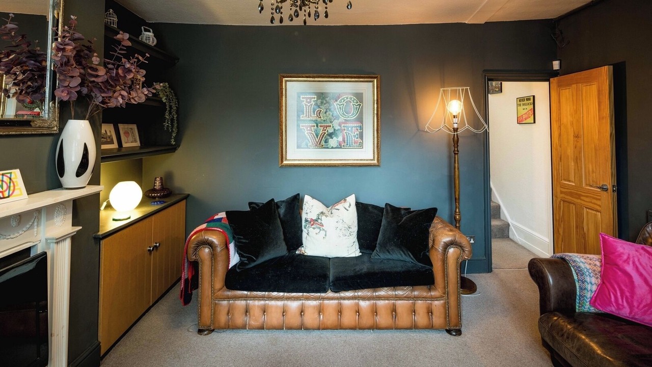 Photo of Livingroom in Askew