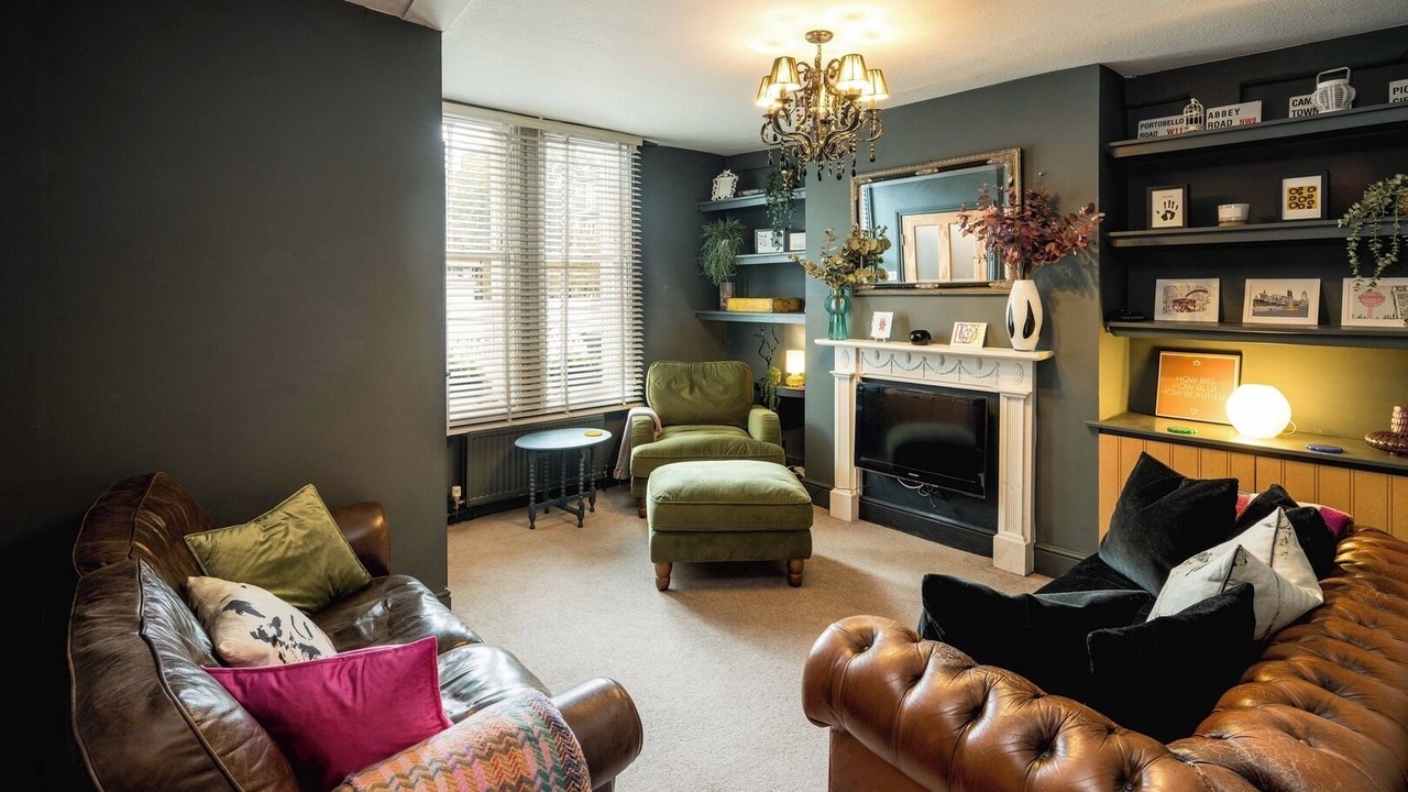 Photo of Livingroom in Askew