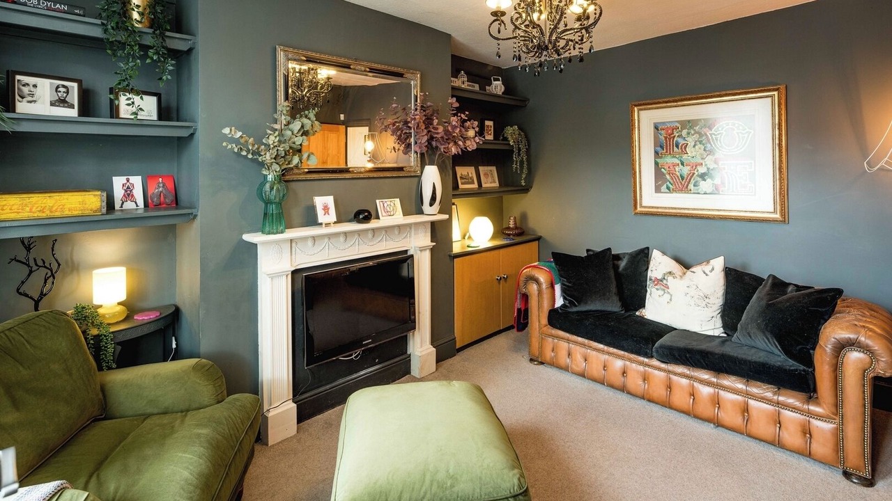 Photo of Livingroom in Askew