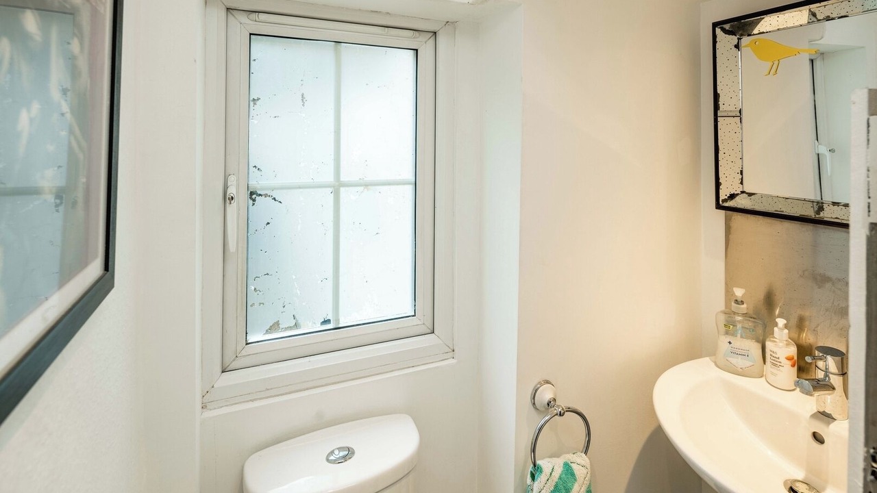 Photo of Bathroom in Askew