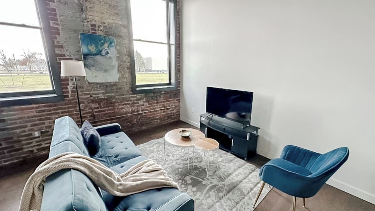 Photo of Livingroom in Newton
