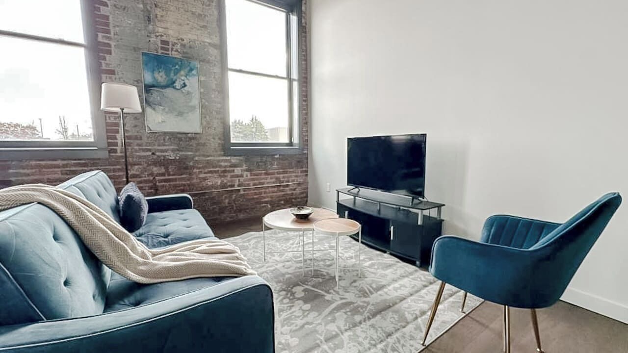 Photo of Livingroom in Newton
