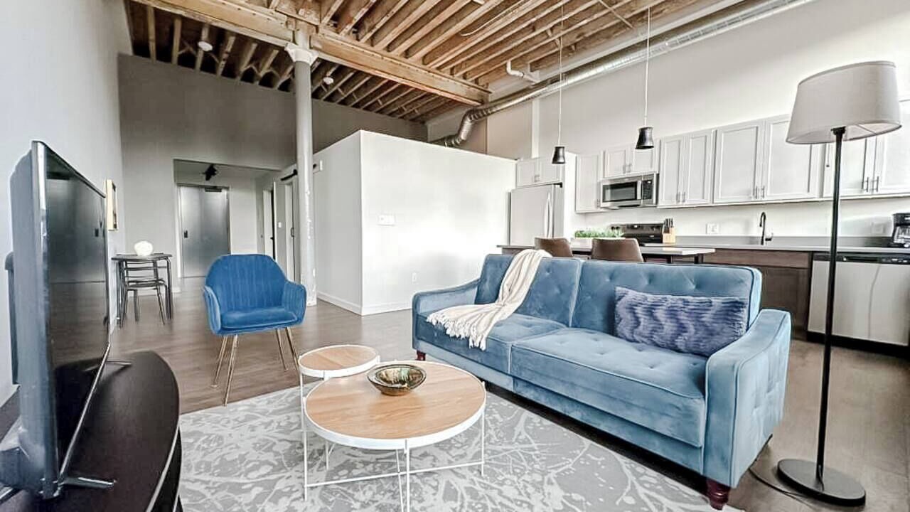 Photo of Livingroom in Newton