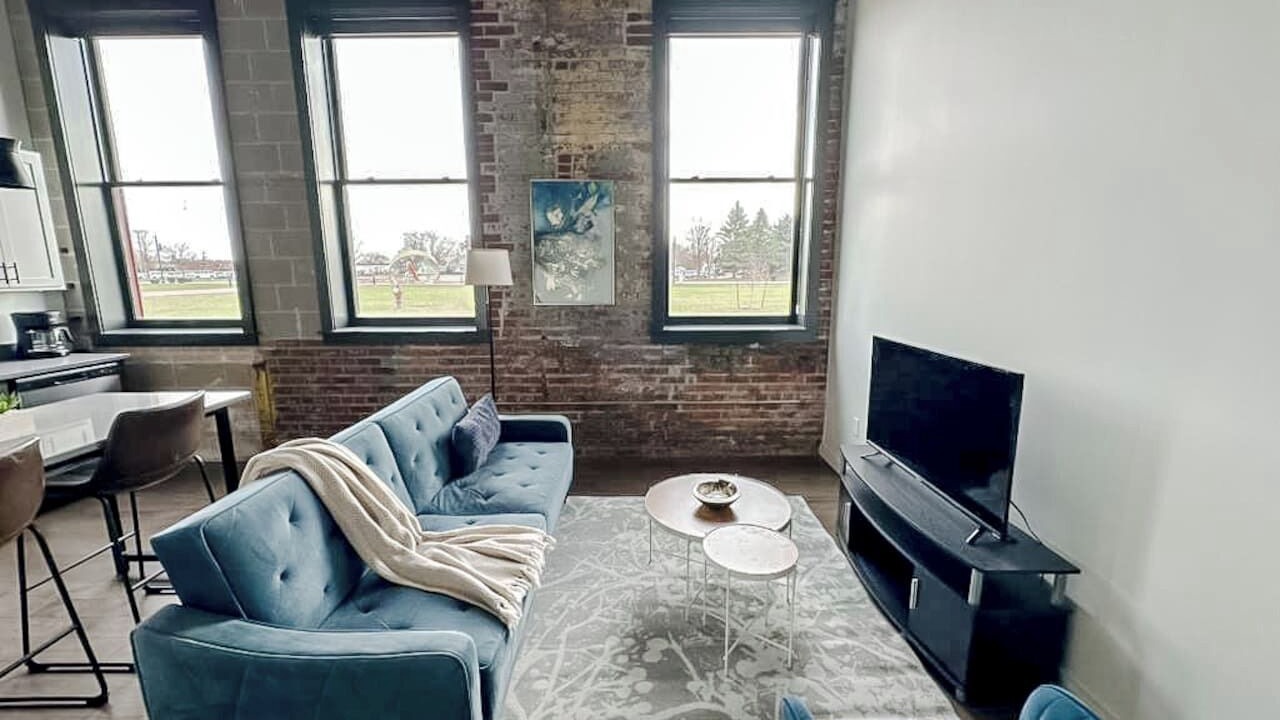 Photo of Livingroom in Newton